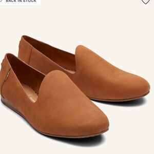 Toms Darcy Flat